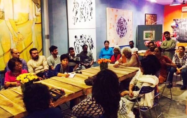 Artists gather at Engendered Gallery in New Delhi, India for a talk by Smithsonian Asian Pacific American Center Curator Masum Momaya, October 2014. Courtesy: U.S. Embassy, New Delhi Artists gather at Engendered Gallery in New Delhi, India for a talk by Smithsonian Asian Pacific American Center Curator Masum Momaya, October 2014. Courtesy: U.S. Embassy, New Delhi